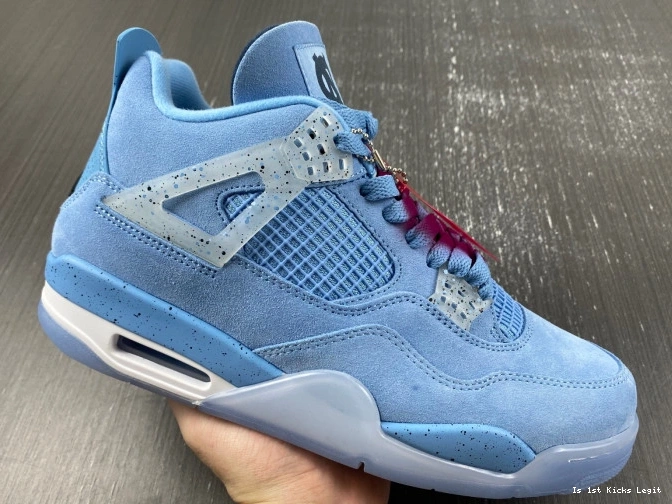 Jordan UNC HO12MNJDLS247 4 Retro (PE) 0720